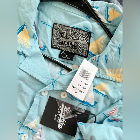 Brooklyn Cloth Sailboat Print Button Down Shirt Men’s Small - Picture 3 of 3